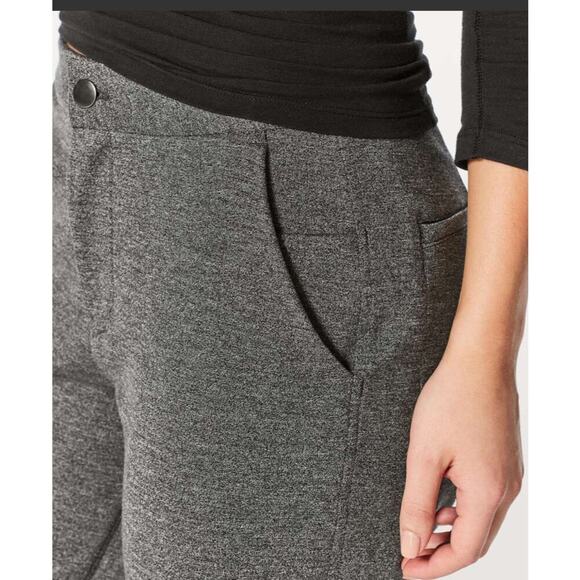 Lululemon City Trek Trouser II *28"
Heathered Black, size 4 - Picture 4 of 15